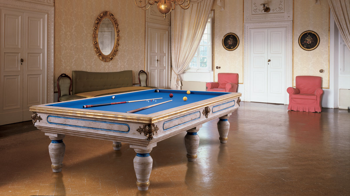 Duccio Luxury Billiard Table coated with decorations